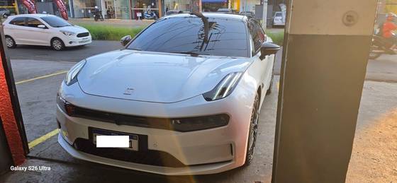 ZEEKR 001 100 KW ELÉTRICO FLAGSHIP AWD